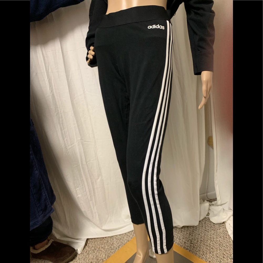 ADIDAS 3 striped Leggings Crop, Sz LG, BWOT